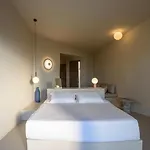 Santopaz Ía